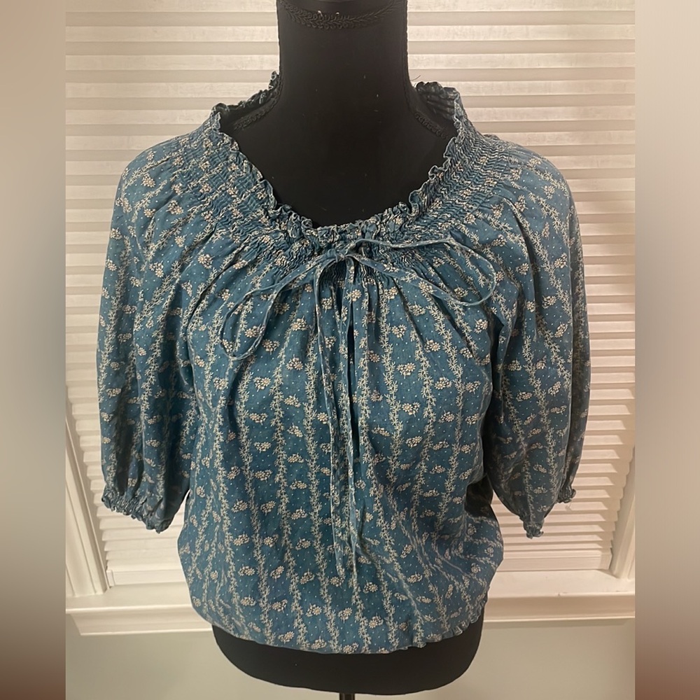Ralph Lauren Smocked  Blue Floral Boho Top Size Medium